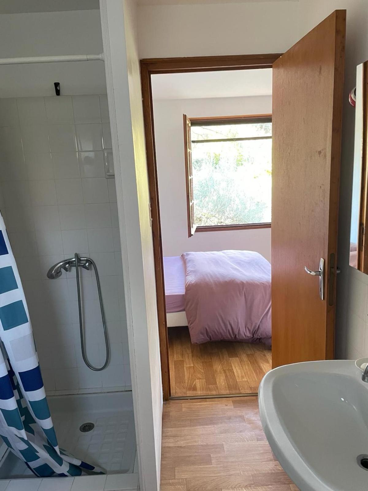 Appartement Au Fond Du Jardin Saint Jean du Pin Экстерьер фото